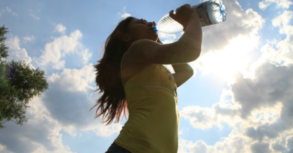 2 loại nước uống vào buổi sáng tốt ngang nhân sâm, giúp dưỡng gan, bảo vệ thận